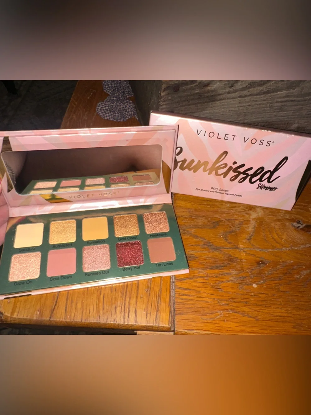 Violet Voss Eyeshadow Palette — Pink, Gold & Peach Tones